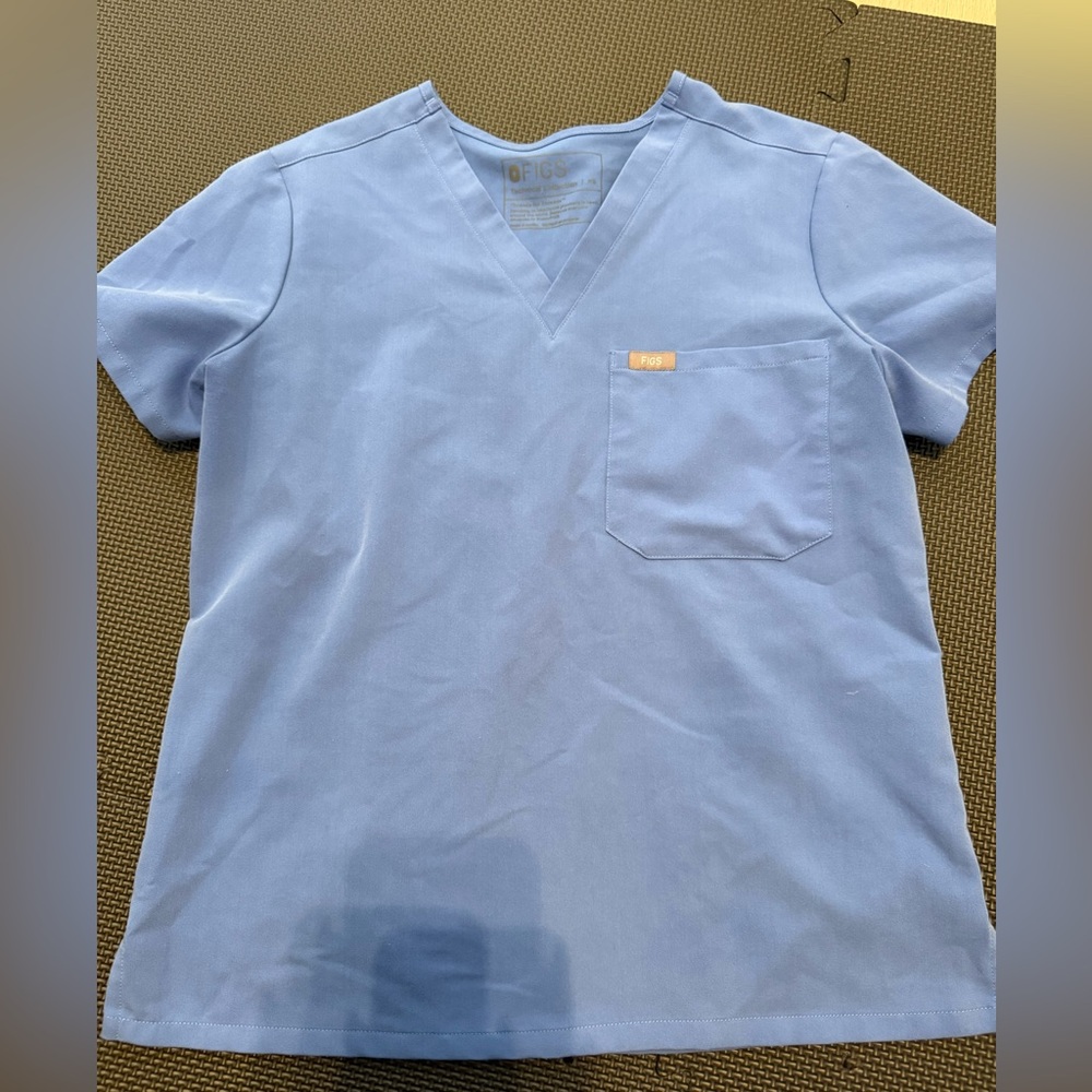 Women’s FIGS Set top & bottom Ceil blue